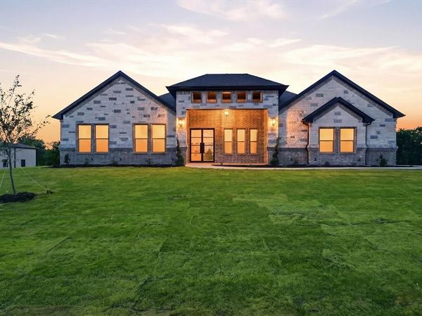 182 Briar Patch Road, Boyd, TX 76023