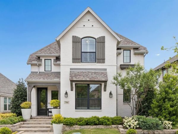 704 Streetside Lane, Argyle, TX 76226