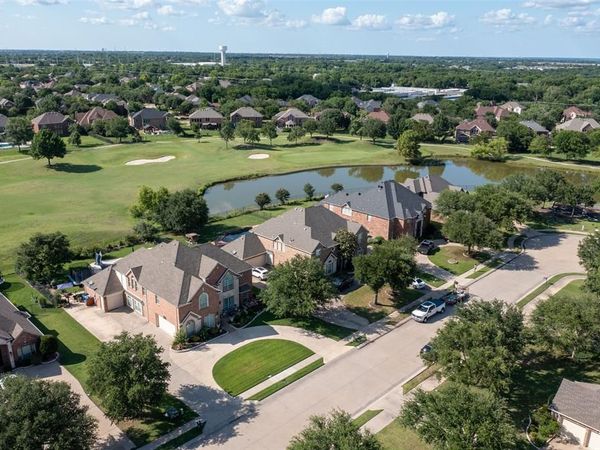 10417 Broadmoor Lane, Rowlett, TX 75089