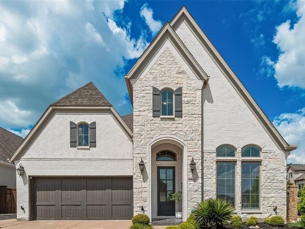 1753 Sir Dustin Lane, Carrollton, TX 75010