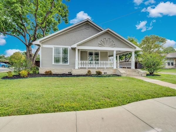 412 Royal Street, Waxahachie, TX 75165