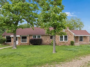 10609 Seagoville Road, Dallas, TX 75217