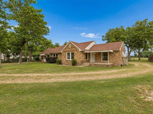10609 Seagoville Road, Dallas, TX 75217