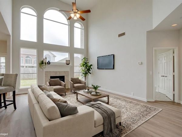 4008 Double Oak Drive, Bedford, TX 76021