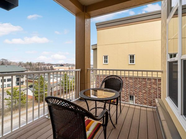 2405 39th Avenue NE, Unit 401, Saint Anthony, MN 55421