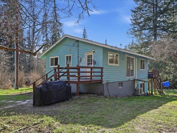 2541 Nicholson Rd, Elk, WA 99009