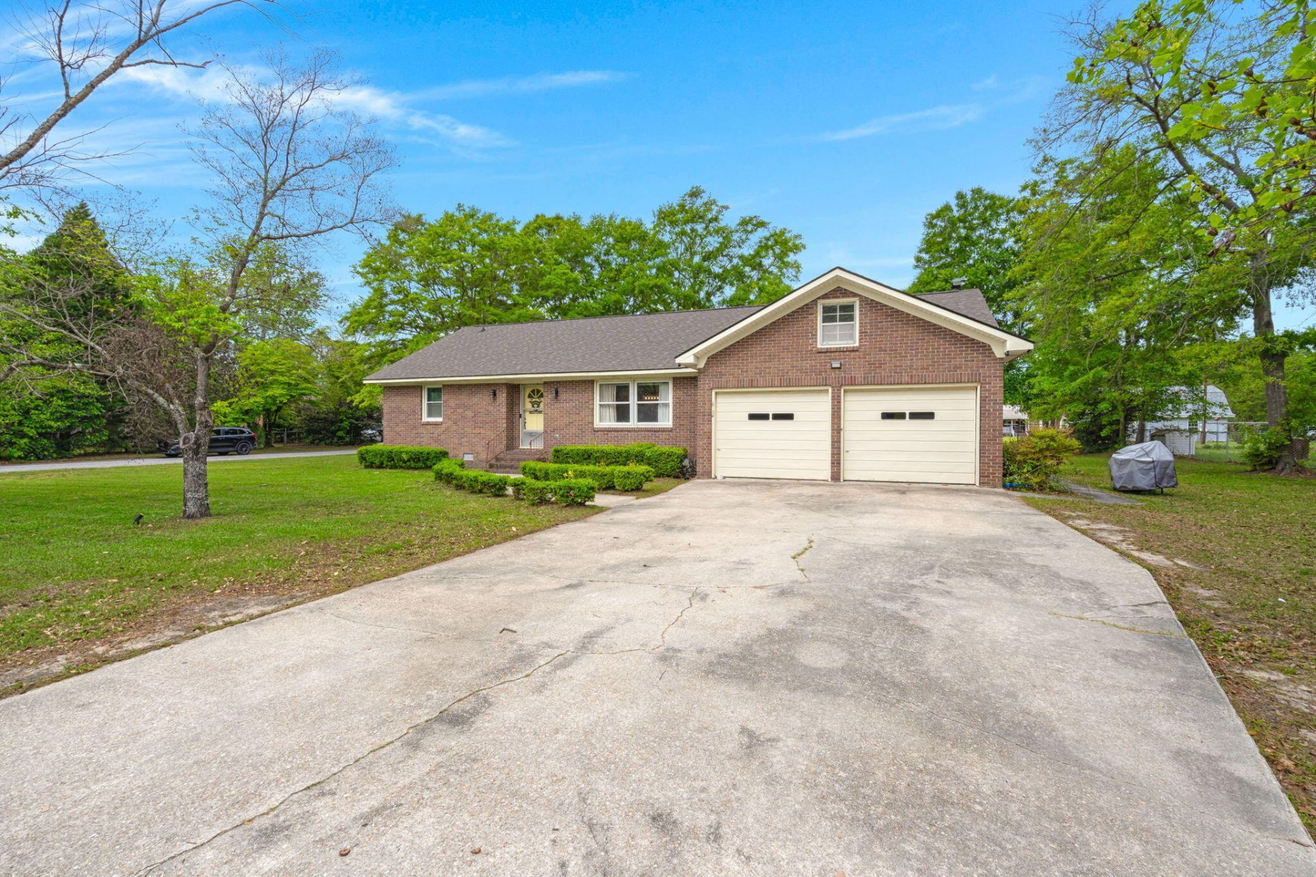 1605 Pinopolis Road Photo 7