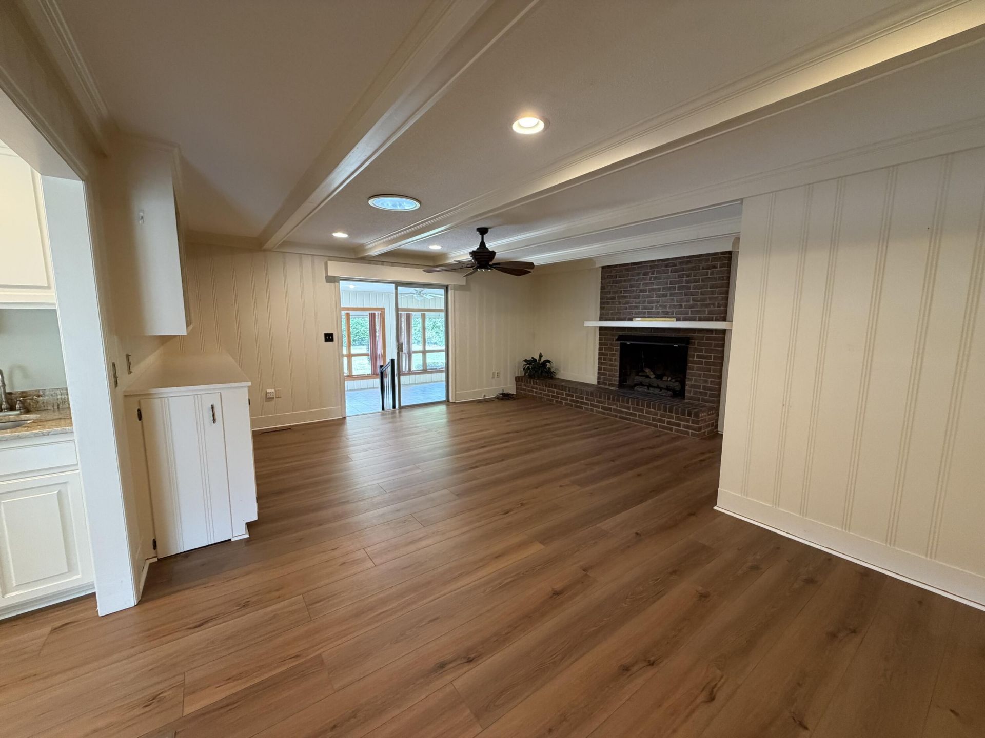 1117 Gilmore Avenue Photo 19