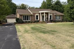 1117 Gilmore Avenue photo 4