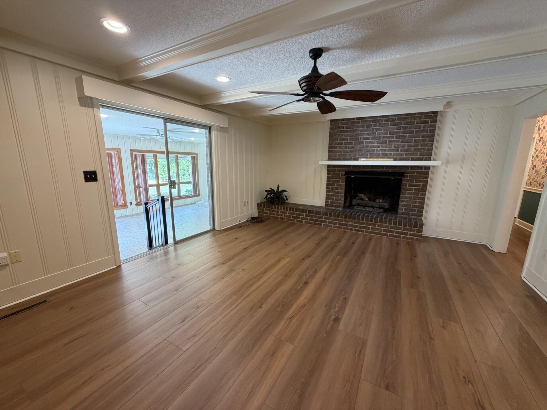 1117 Gilmore Avenue Photo 21