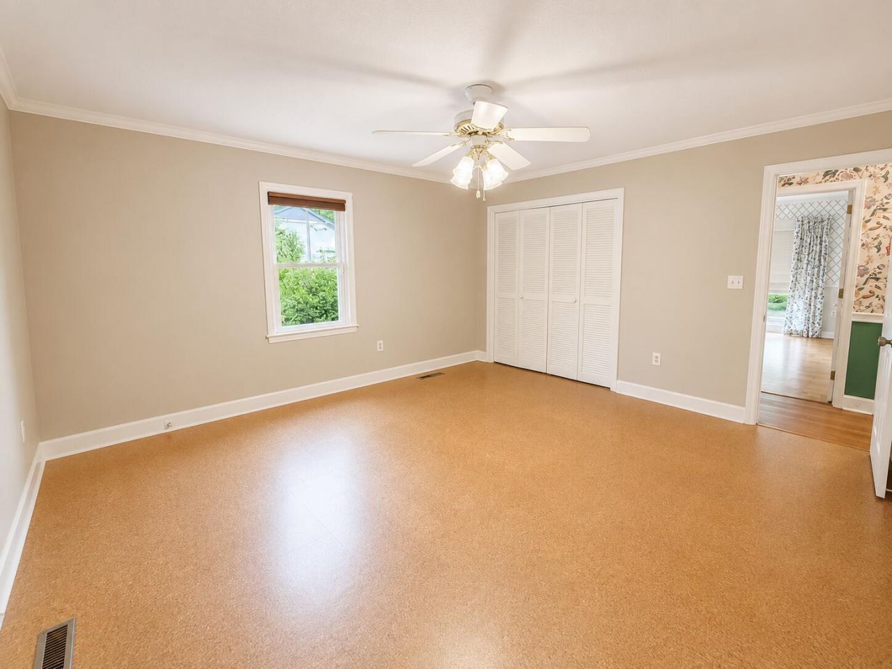 1117 Gilmore Avenue Photo 21
