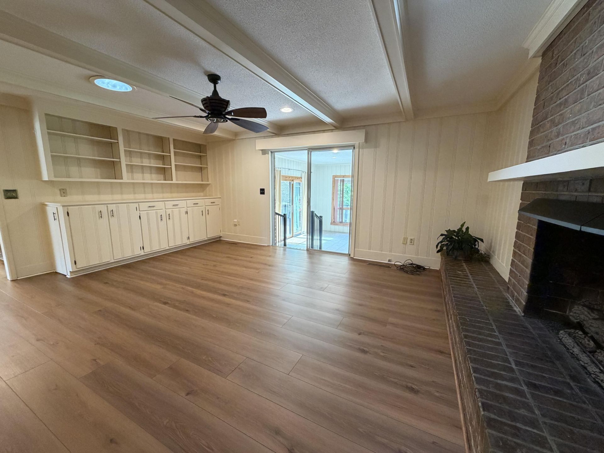 1117 Gilmore Avenue Photo 22