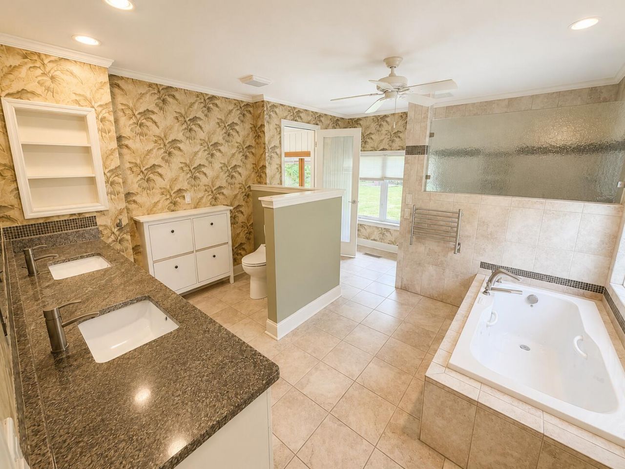 1117 Gilmore Avenue Photo 23