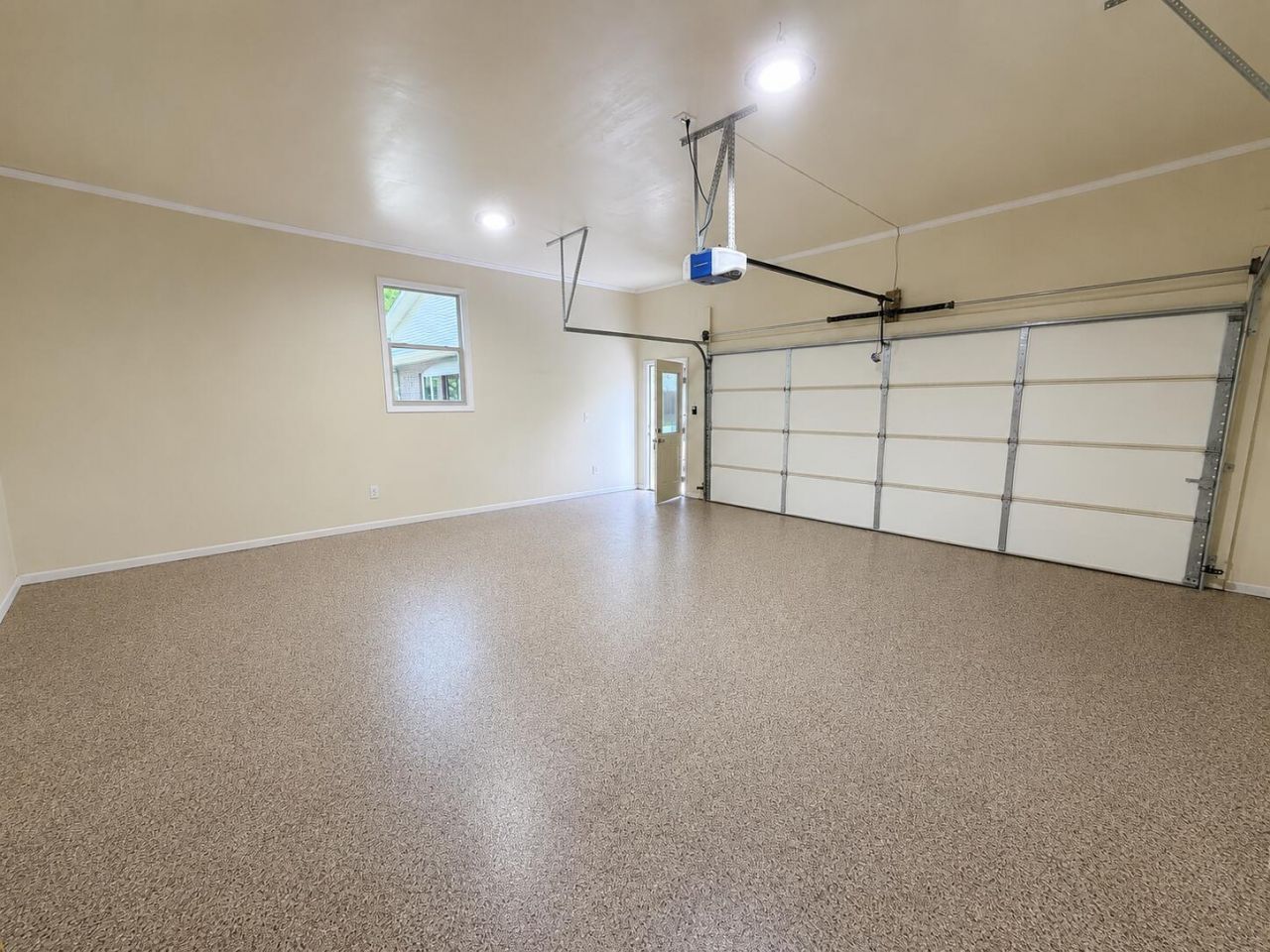 1117 Gilmore Avenue Photo 39