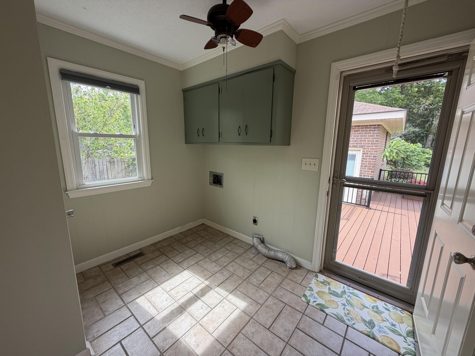 1117 Gilmore Avenue Photo 43