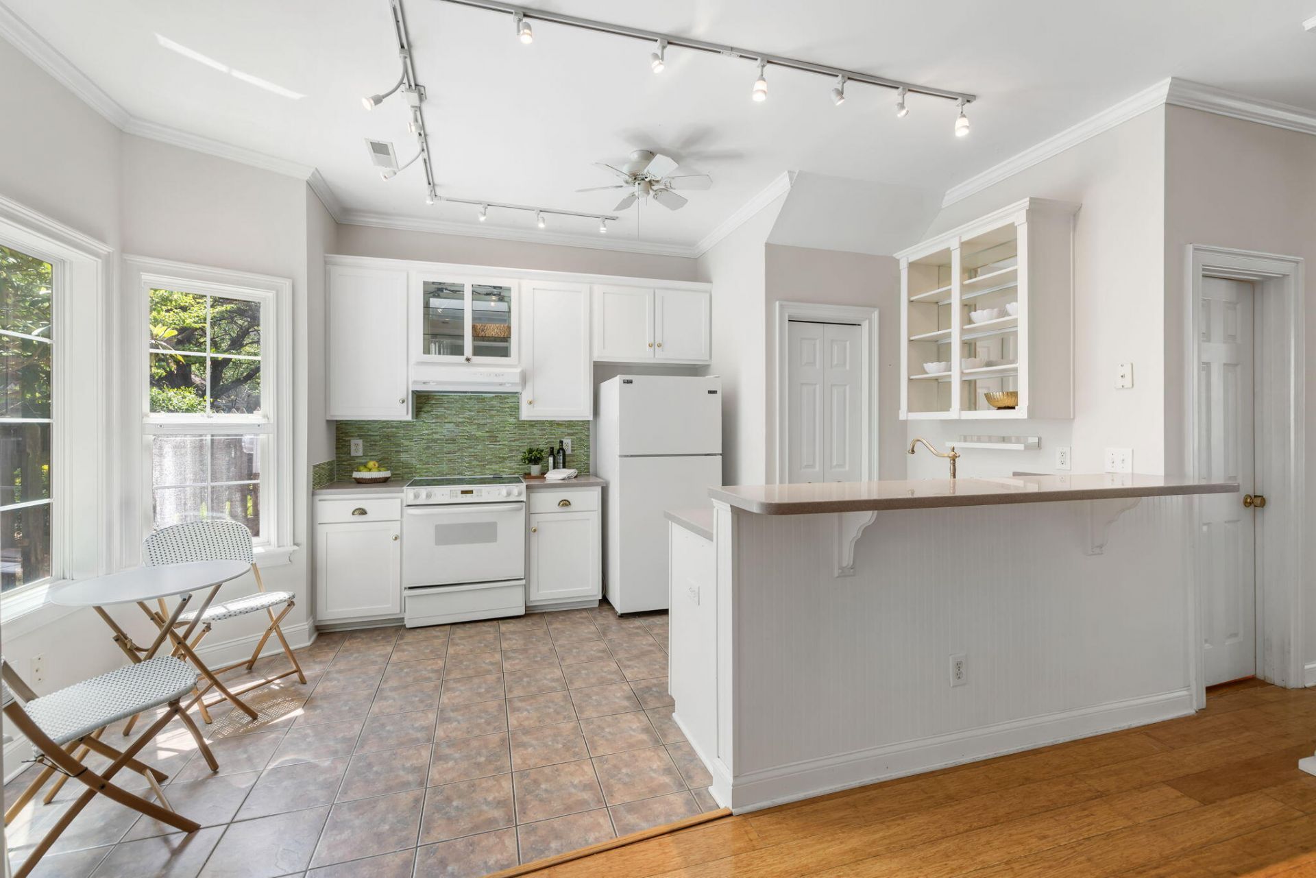 820 Natchez Circle Photo 8