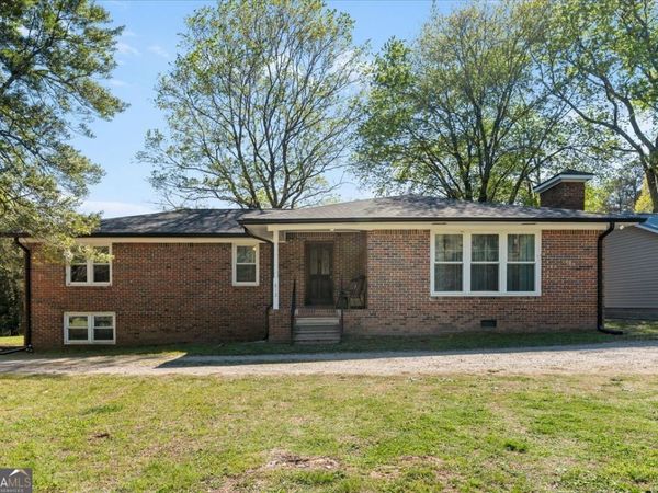 812 Pine Grove Road, Tallapoosa, GA 30176