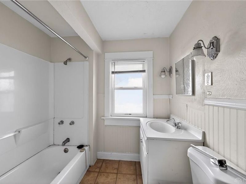 2532 Ravenwood Avenue, Dayton, OH 45406 Photo 18