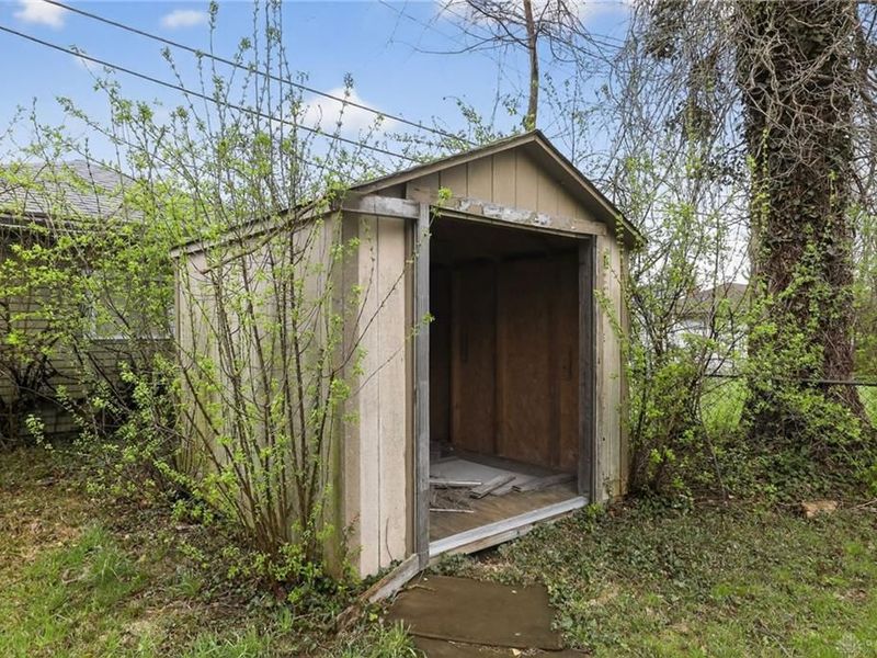 2532 Ravenwood Avenue, Dayton, OH 45406 Photo 24