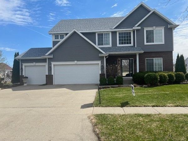 3908 Valley View Road, Ames, IA 50010