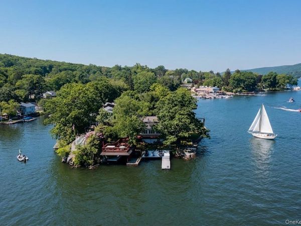 46 W Cove Road, Greenwood Lake, NY 10925