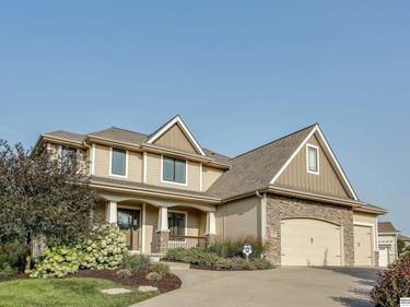 1730 S 220th Avenue, Elkhorn, NE 68022