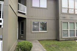 2000 Greens Blvd. photo 4