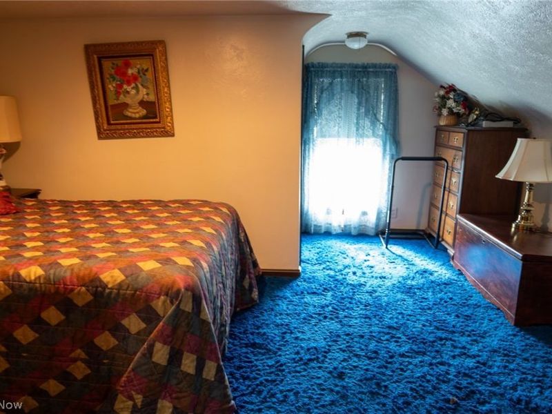 404 Heatherwood Street SW, North Canton, OH 44720 Photo 17