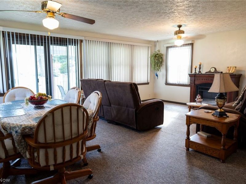 404 Heatherwood Street SW, North Canton, OH 44720 Photo 20