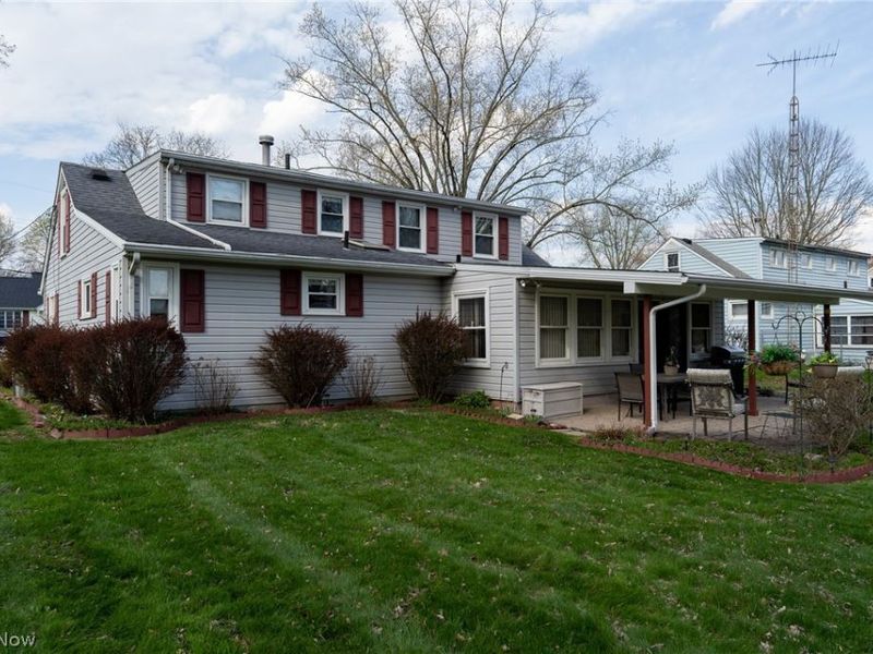 404 Heatherwood Street SW, North Canton, OH 44720 Photo 25