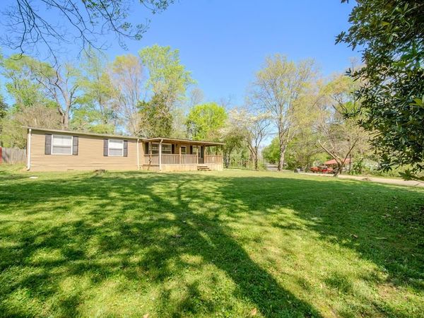 4461 S Creek Dr, Cookeville, TN 38506