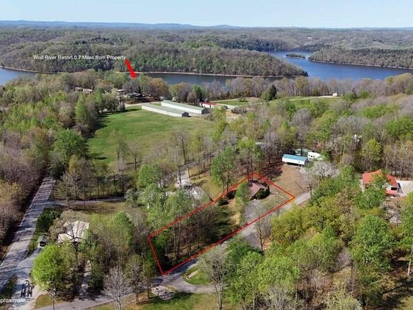 87 Lakeside Dr., Albany, KY 42602