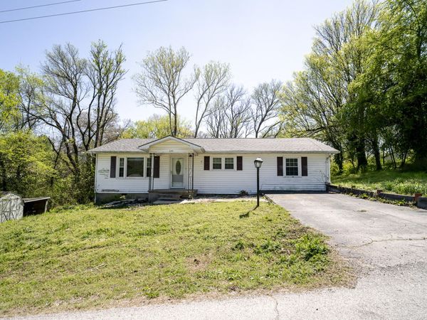 608 Osage Street, Seneca, MO 64865