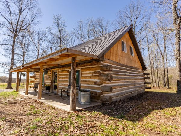 3644 State Highway Ww, Aurora, MO 65605