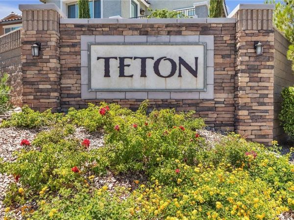 9950 Coyote Echo Court , Las Vegas, NV 89166