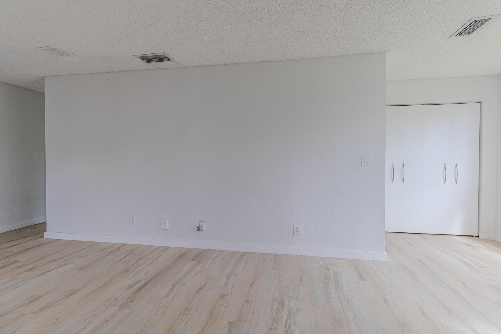 3350 Pinewalk Drive N, Unit 1418, Margate, FL 33063 Photo