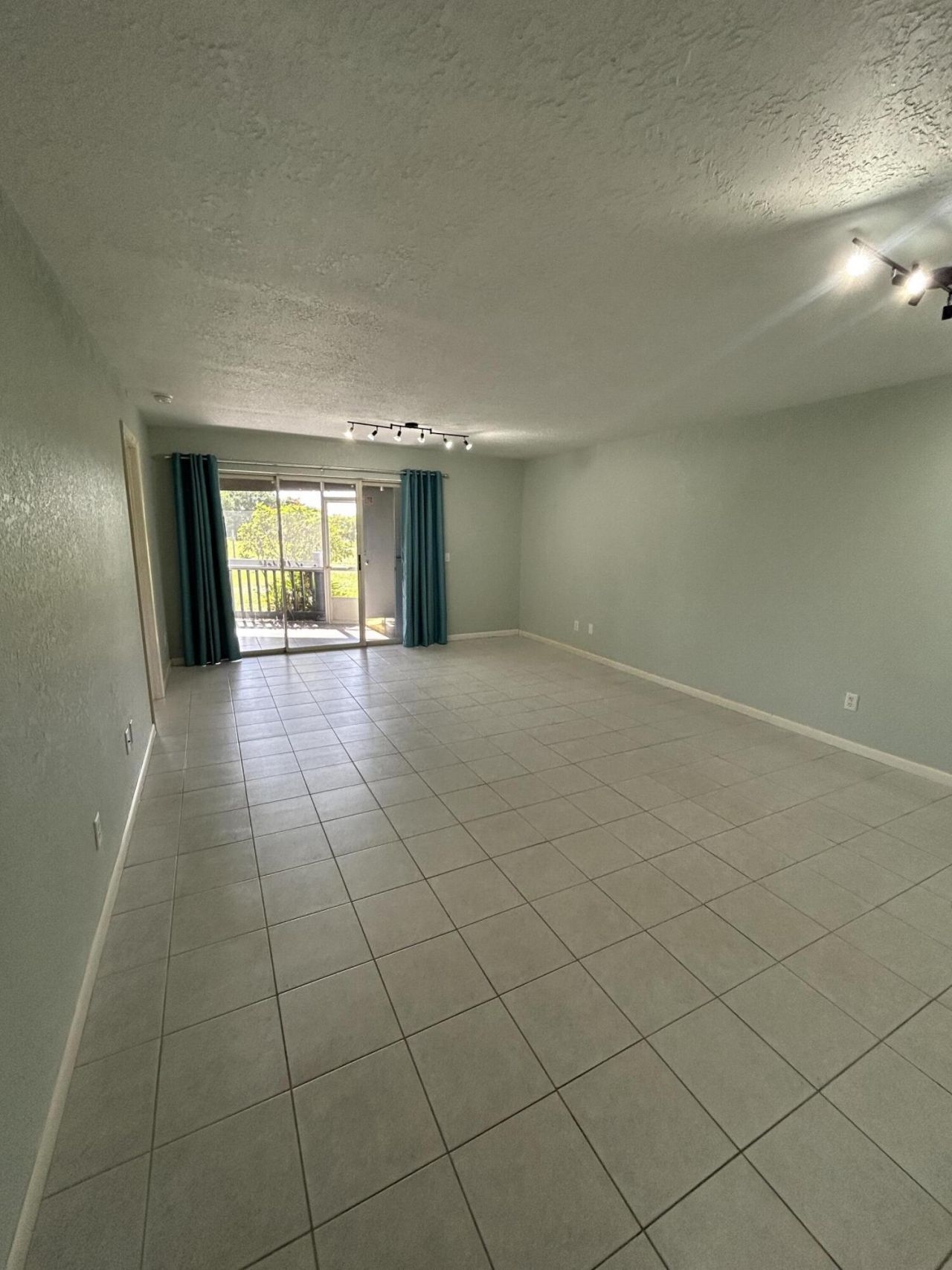 1585 NE Beacon Drive, Unit 1103, Jensen Beach, FL 34957 Photo