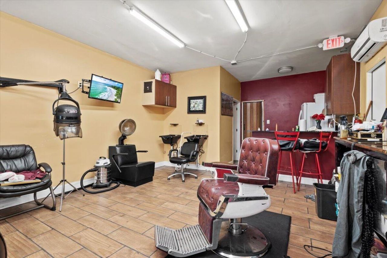 1504 N Sapodilla Avenue, West Palm Beach, FL 33401 Photo