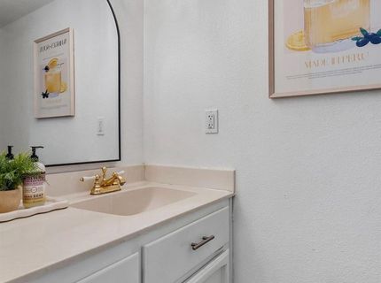 6931 Springmont Dr, Elk Grove, CA 95758 Photo