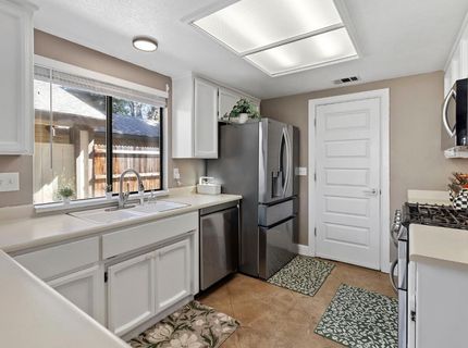 6931 Springmont Dr, Elk Grove, CA 95758 Photo