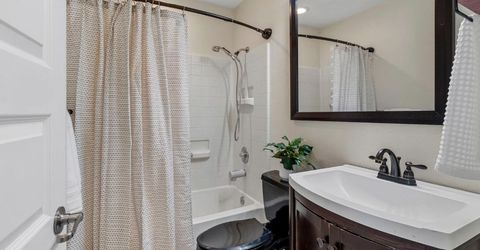 6931 Springmont Dr, Elk Grove, CA 95758 Photo