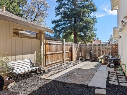 6931 Springmont Dr, Elk Grove, CA 95758 Photo