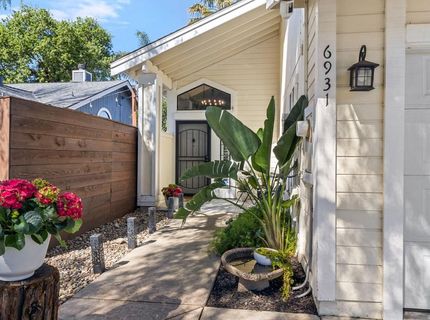 6931 Springmont Dr, Elk Grove, CA 95758 Photo