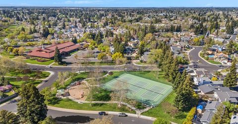 6931 Springmont Dr, Elk Grove, CA 95758 Photo