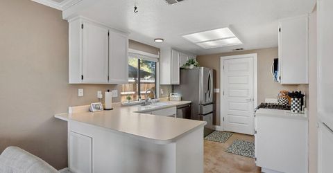 6931 Springmont Dr, Elk Grove, CA 95758 Photo