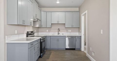 5967 Cortes Ct #b, Unit B, Sacramento, CA 95824 Photo