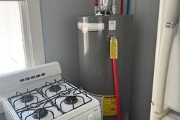 272 Coming Street photo 4