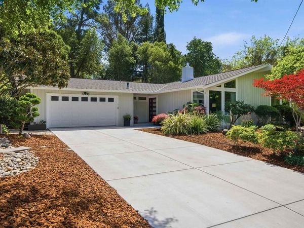 157 Shuey Dr, Moraga, CA 94556