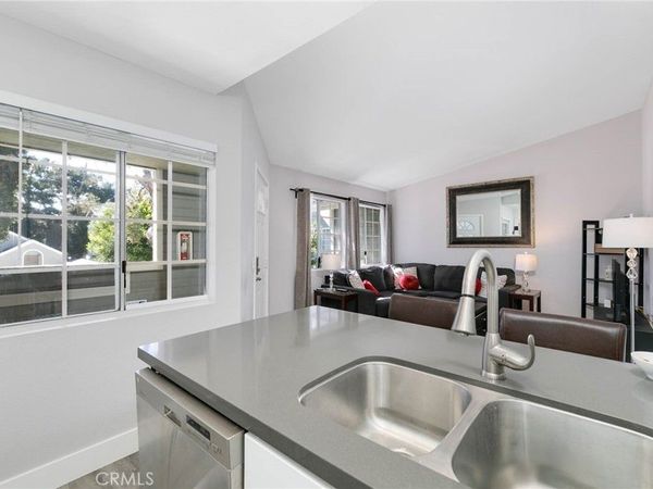 3500 S Greenville, Unit B2, Santa Ana, CA 92704