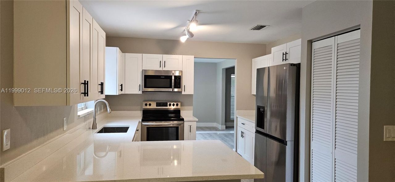 4020 Sabal Lakes Rd, Delray Beach, FL 33445 Photo
